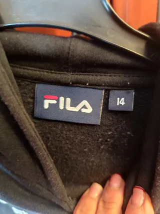 Sudadera Fila Negra y Blanca