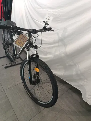 Bicicleta WST Poison 9411