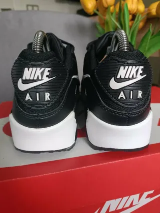 Nike Air Max 90 Black&White T37,5