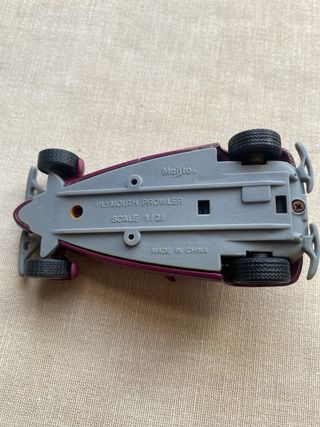 Plymouth Prowler 1/38 Morado