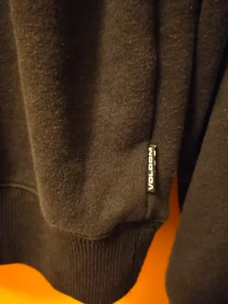 Jersey Volcom Hombre Negro y Gris