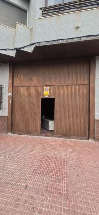 Puerta de garaje motorizada