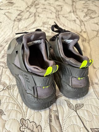 Nike Huarache Negro/Gris