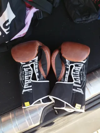 Guantes de Boxeo Everlast Marrones 14 z muy elegan