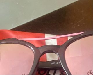 Gafas de sol Pull&Bear negras y rosas