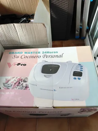 Centrifugadora de ensaladas, robot de cocina y oll