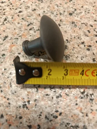 Tiradores y pomos para muebles