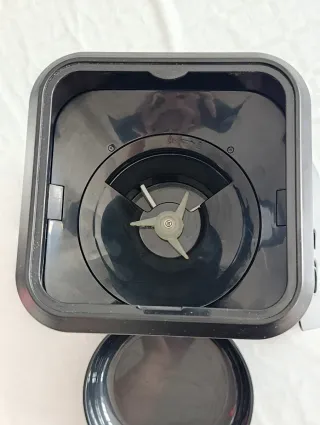 Comedero automático para mascotas