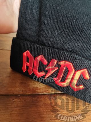 Berretto AC/DC Nero e Rosso