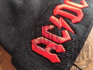 Berretto AC/DC Nero e Rosso