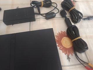 Consola PlayStation 2 Negra +mas accesorios