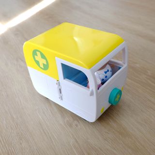 Ambulancia Peppa Pig Juguete