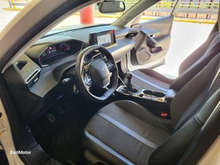 PEUGEOT 2008 Allure Pack BlueHDI 81kW 110CV