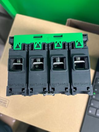 Interruptor Diferencial Schneider Ele.NSXm 160B