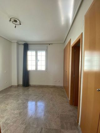 Casa adosada en alquiler en Montequinto en Dos Hermanas