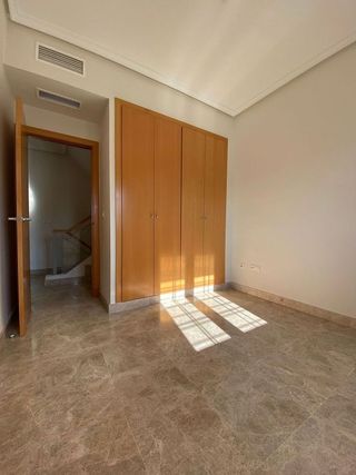 Casa adosada en alquiler en Montequinto en Dos Hermanas