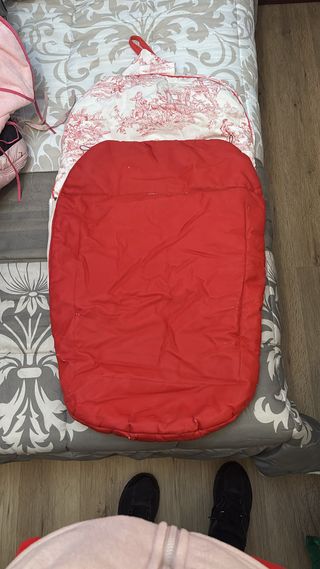 Carrito de bebé Kinderkraft con silla de coche