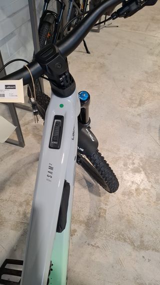 Bicicleta Eléctrica Focus SAM2 6.8 T-L