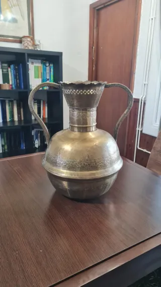 Jarrón Latón Martillado Vintage Artesanal