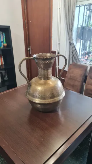 Jarrón Latón Martillado Vintage Artesanal