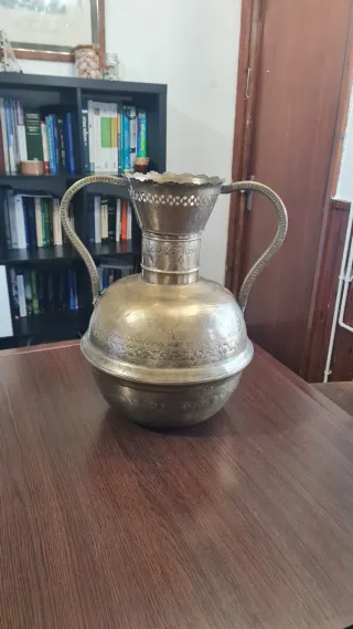 Jarrón Latón Martillado Vintage Artesanal