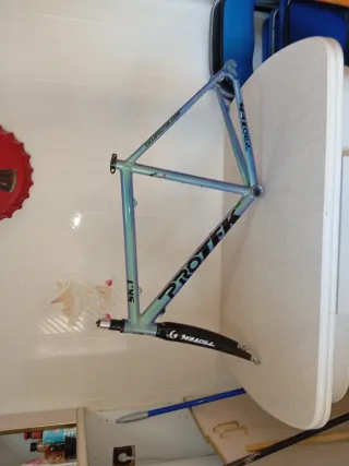 Cuadro de Bicicleta PRO-TEK SK.1 en aluminio