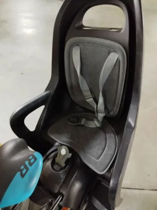 Silla infantil para bicicleta marca Polisport