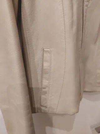 Cazadora de piel, peletería IBIPIEL, cuello mao