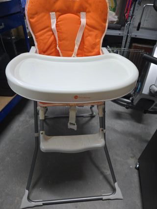 Trona plegable naranja
