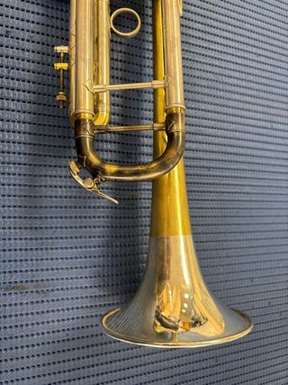 Trompeta Bach Stradivarius 25L