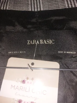 Blazer de mujer a cuadros gris y negro