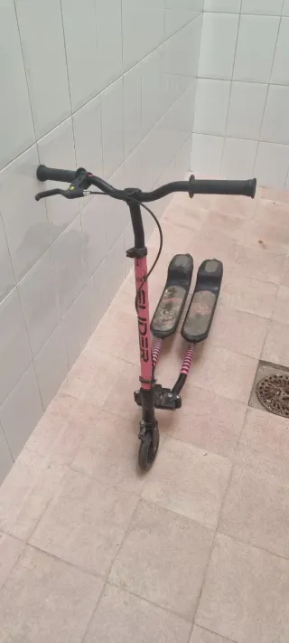 Slider seminuevo de niña