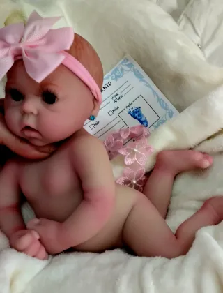 Bebé Reborn Silicona Completa 33.34cm
