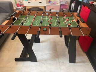Futbolín de madera para niños