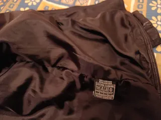 Cazadora Aviatrix Hombre color negro.