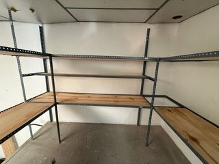 Estantería modular metálica