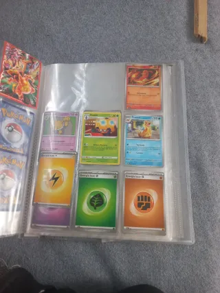 Carte Pokémon: Yveltal, Magikarp, ecc.
