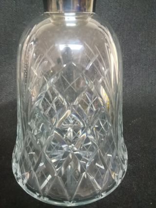 LICORERA CRISTAL TALLADO Y PLATA