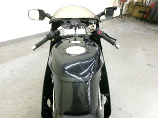 Suzuki RGV250 VJ21 9.200Km 7.699€
