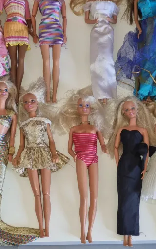 Lote 20 Muñecas Barbie Años 90