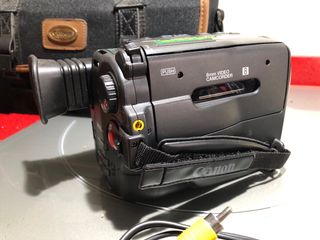 Videocámara Canon UC7000 + Accesorios