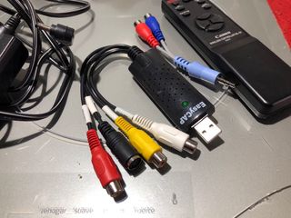 Videocámara Canon UC7000 + Accesorios