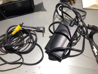 Videocámara Canon UC7000 + Accesorios