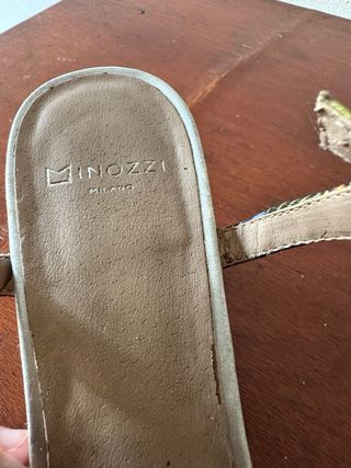 Sandalias cuña estampado floral Talla 37