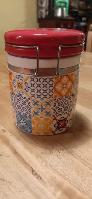 Barattolo cucina maioliche ceramica rosso