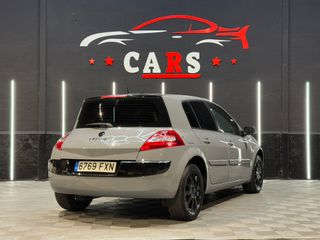 RENAULT MEGANE 1.6 DYNAMIQUE