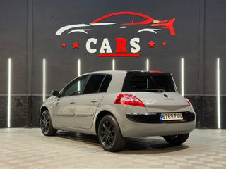 RENAULT MEGANE 1.6 DYNAMIQUE