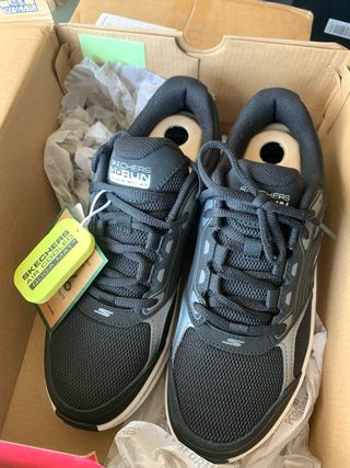 Zapatillas Skechers Go Run Negras