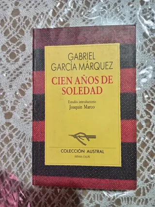 Cien Años de Soledad (Nueva Austral Series, Vol...