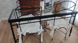 Mesa y 4 Sillas Hierro Forjado y cristal